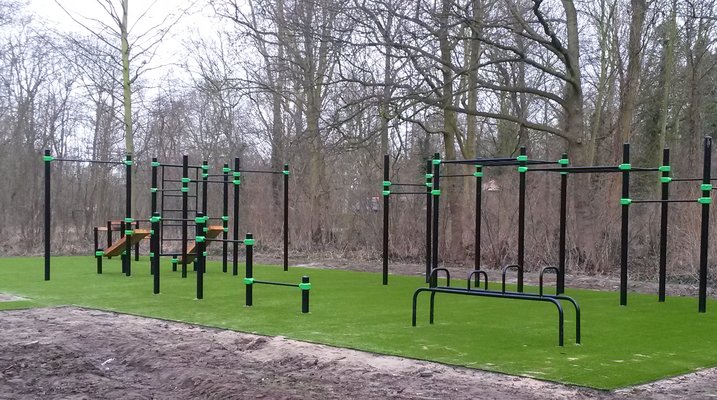 20150327-Calisthenics-park-nieuw-in-Beatrixpark.jpg