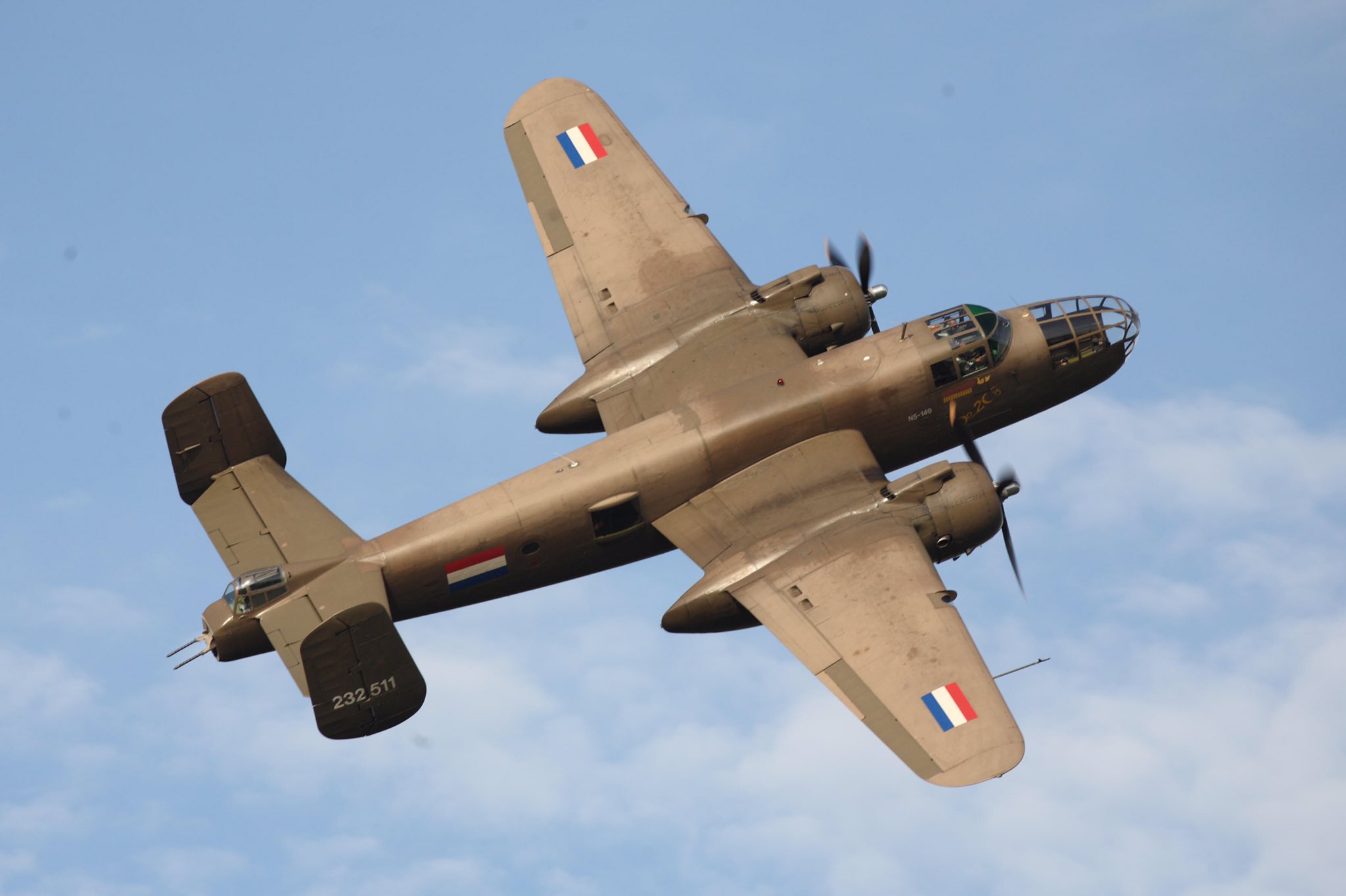 b25-5.jpg