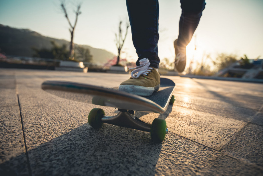 skateboard-skaten-corona-scaled.jpeg